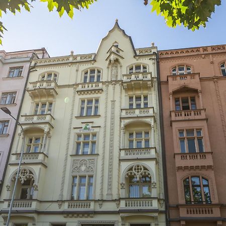 פראג Jiriho Z Podebrad Apartments מראה חיצוני תמונה