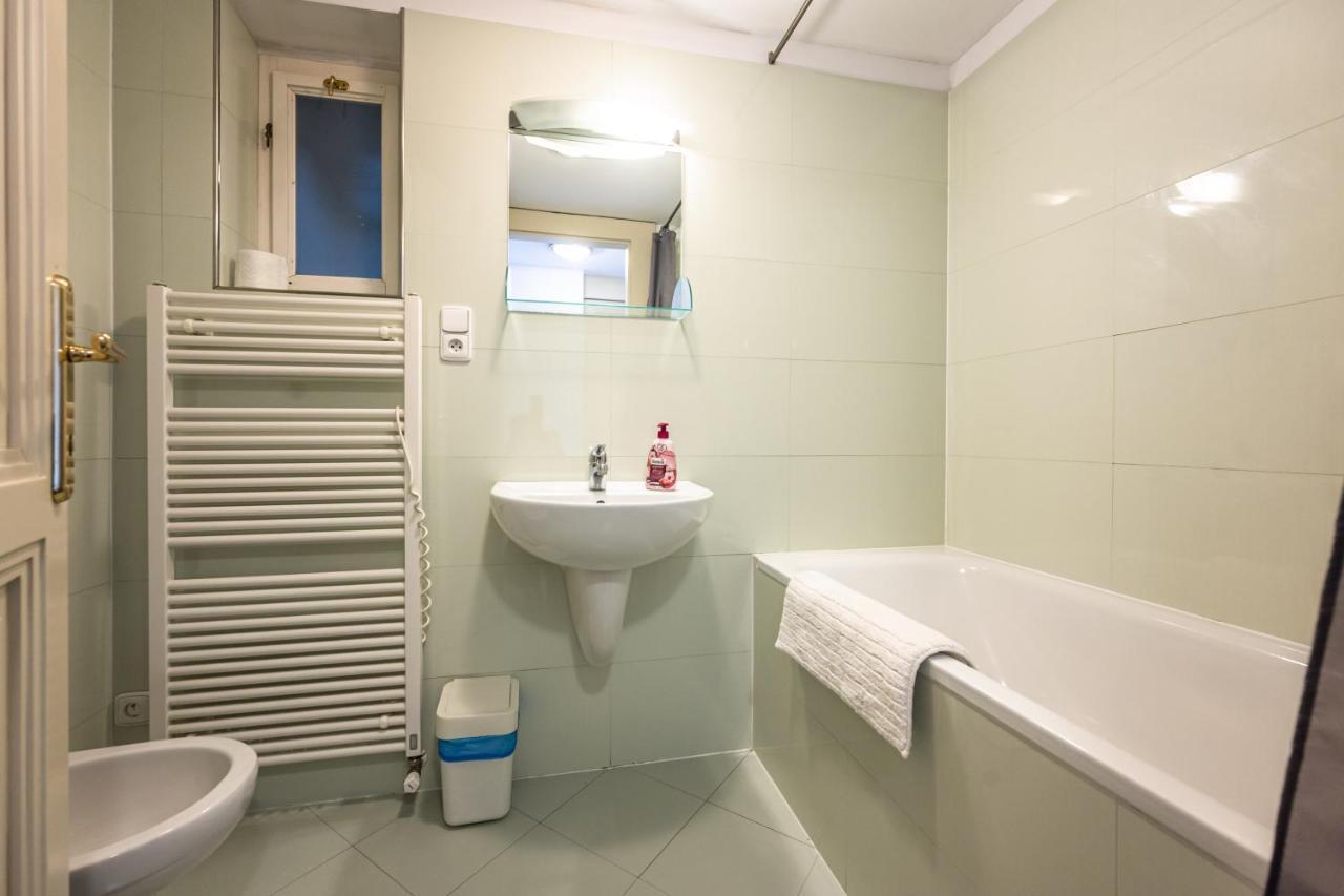 פראג Jiriho Z Podebrad Apartments מראה חיצוני תמונה