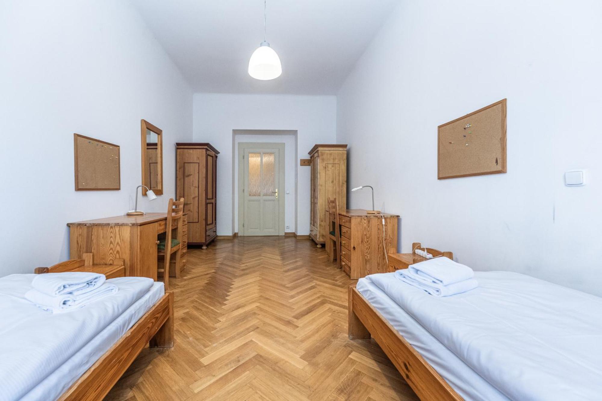פראג Jiriho Z Podebrad Apartments מראה חיצוני תמונה