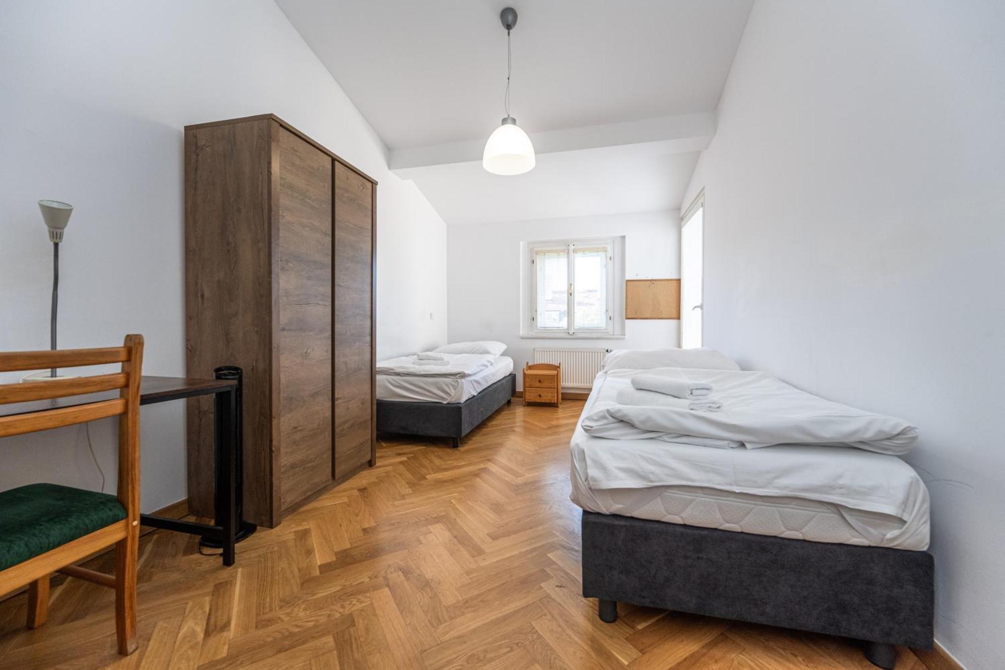 פראג Jiriho Z Podebrad Apartments מראה חיצוני תמונה
